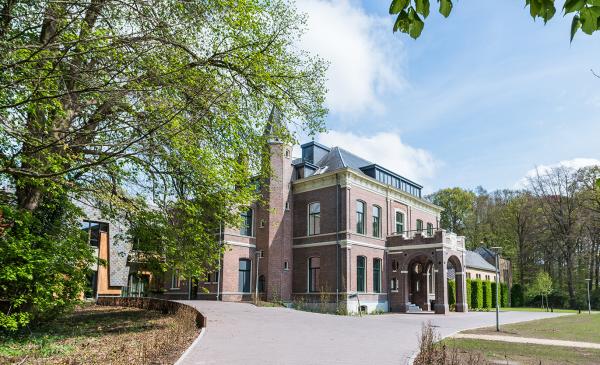 Landgoed Wezeveld nieuwe zorghuisvesting voor Martha Flora 